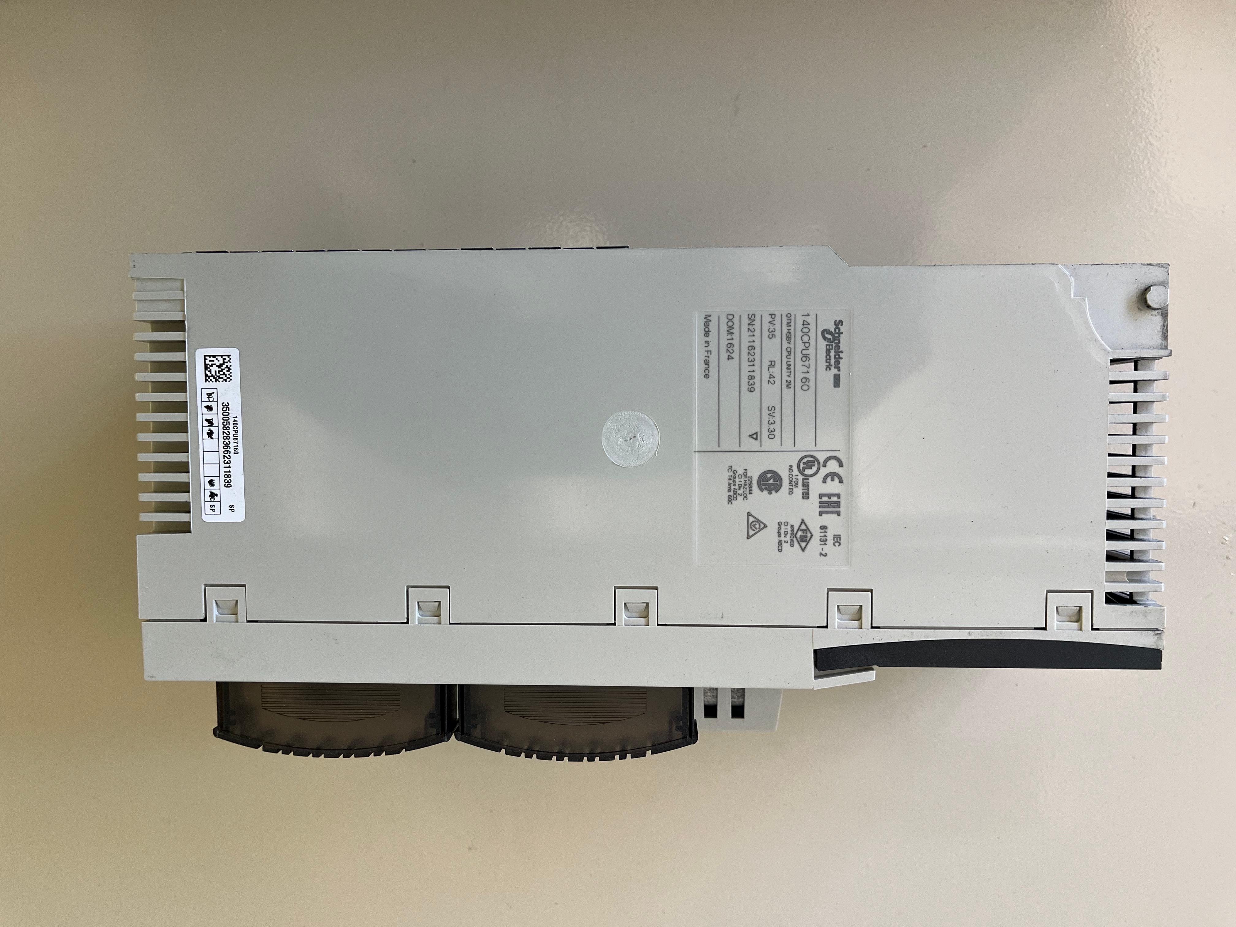 Schneider 140CPU67160 (USADO)