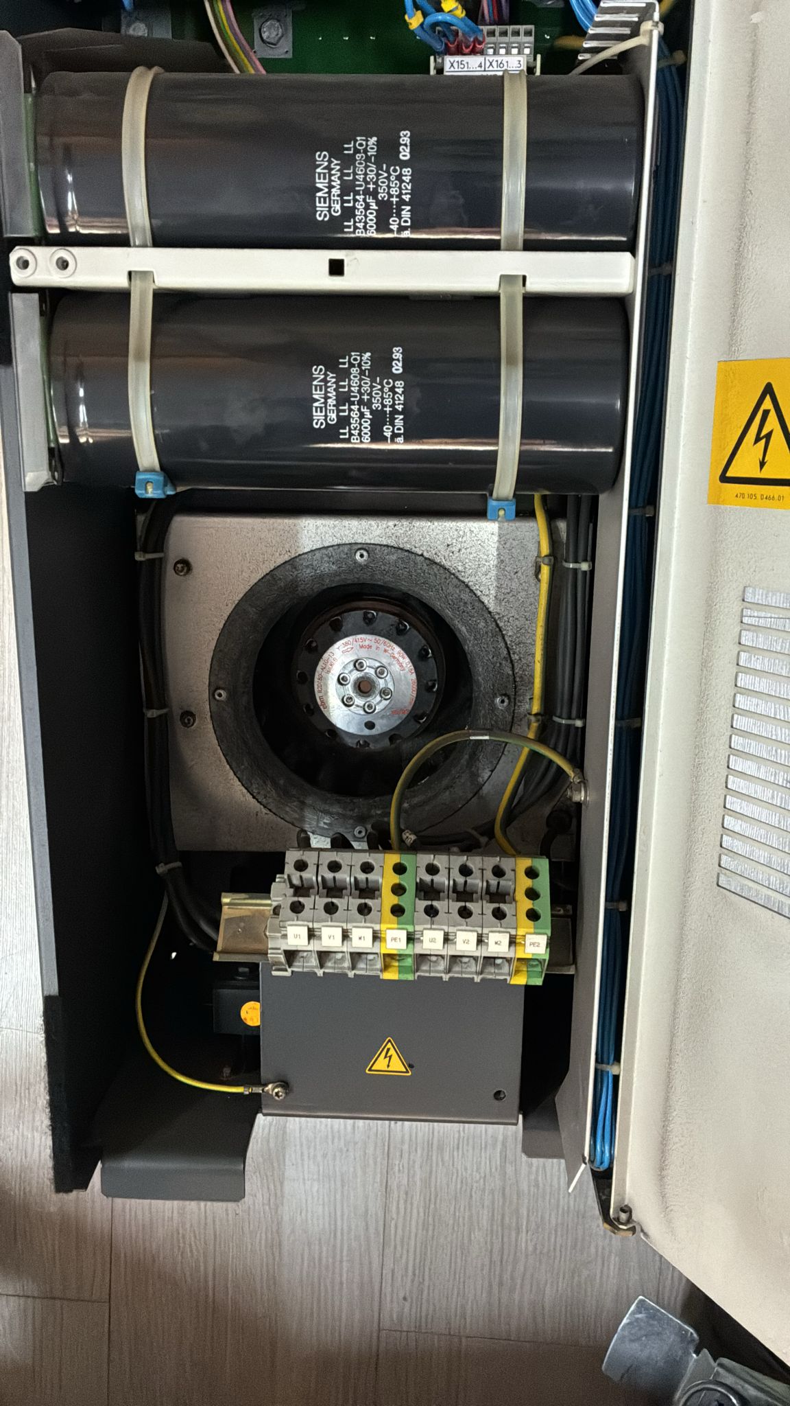 Siemens 6SE1233-2AA03 Simovert