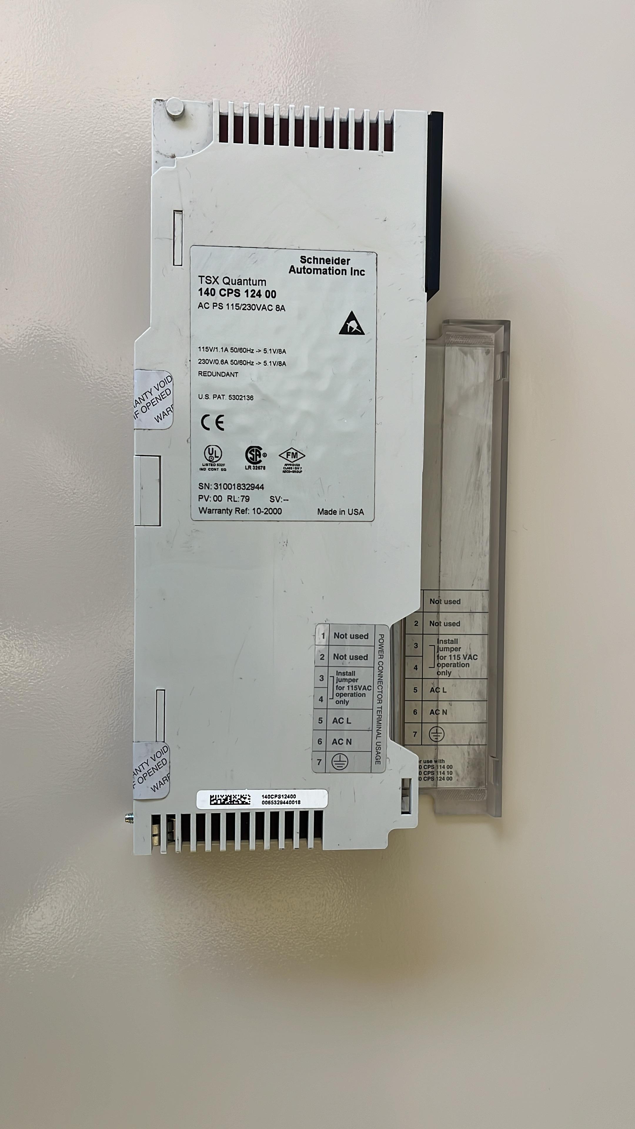 Schneider 140CPS12400 (USADO)